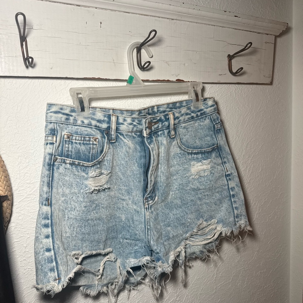 Light Wash Distressed Denim Shorts - Women